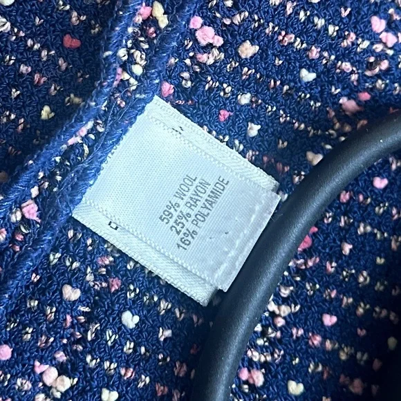 St. John Blue and Pink Tweed Blazer - Picture 7 of 13